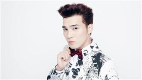 偉晉日前生病拉肚子拉到放個屁「全都出」。（圖／翻攝自臉書）