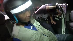 J府憲兵遭砸2400