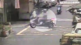 新莊,命案,灌藥,餵藥,不明藥物,綑綁,談判,同居人,宮廟（圖／翻攝畫面）