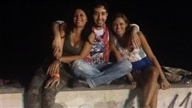 義大利男子帕利亞倫加（Marco Paglialunga）與女友在陽台看夜景墜落身亡（圖／翻攝自Marco Paglialunga臉書）