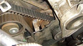 老車正時皮帶與水泵浦要一起換（圖／車訊網）