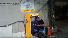 他繳完停車費忘票扣…賓士男拾獲持「未付款」調包省1百元
圖翻攝自爆料公社