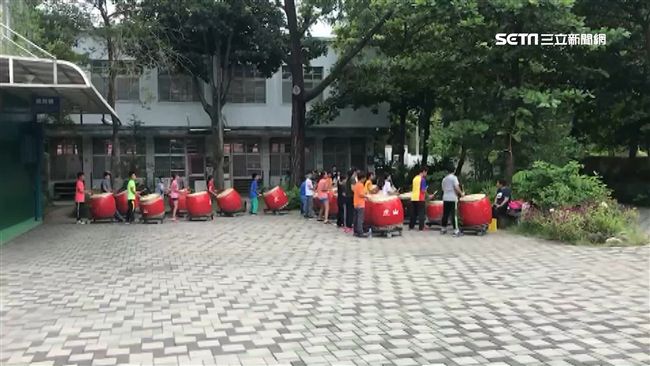 一里新生不到百人　竟被分5學區！