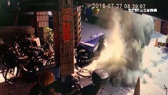 「絕命終結站」翻版！水泥崩落險砸車