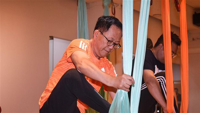 丁守中不再佛系　找「名嘴」救選情