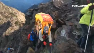 太平媽攻玉山！登台灣最高峰灑水祈福