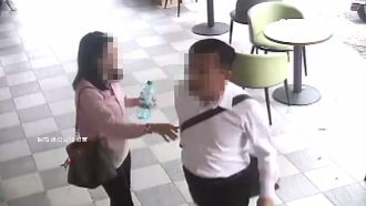 拒奧客無理要求！咖啡店店長反被解雇