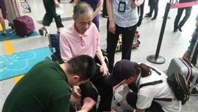 失智台商流露街頭　前員工報恩照顧他 劉震國 圖／微博