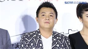 電影獨一無二於三月九日在信義威秀影城舉辦首映會,導演楊順清率演員,郎祖筠,戴立忍,卜學亮,曹晏豪,高盟傑,溫貞菱,雷婕熙等主要演員到場與大家分享拍戲過程,適逢導演楊清順夫婦結婚十八週年紀念日,更是太太何琦瑜生日,現場他感性邀請太太上台接受獻花,感謝太太在電影這條道路上的支持,二在台上相擁氣氛溫馨.