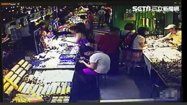 尼泊爾喇嘛逛玉市　突伸手襲臀遭活逮