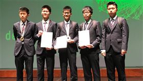 國際物理奧賽　台獲4金1銀2018年國際物理奧林匹亞競賽29日揭曉成績，台灣代表學生共獲得4金1銀。（教育部提供）中央社記者許秩維傳真　107年7月29日