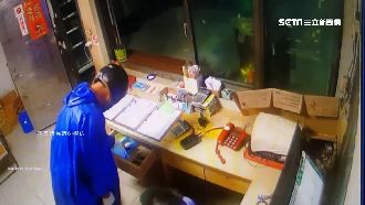 雨衣男夜搶海釣場　怕錢淋溼撞車遭逮