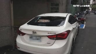 老屋陽台降大石　愛車停路邊衰遭砸穿