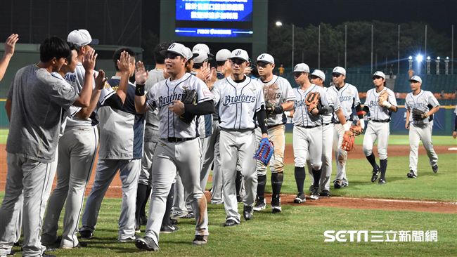 中信兄弟首度無緣季後賽　墊底拿狀元