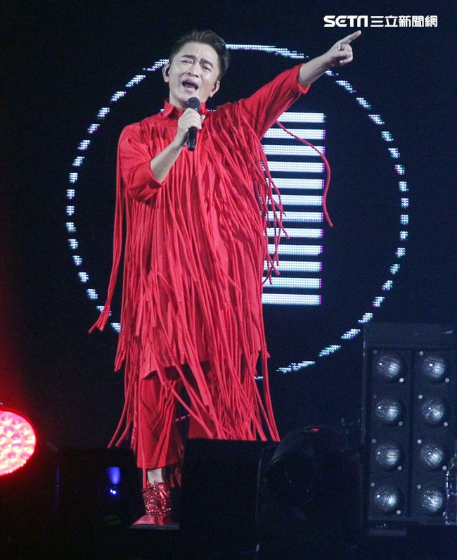 吳宗憲一連兩日在小巨蛋舉辦演唱會。（記者邱榮吉/攝影）