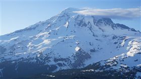 大陸留美女學生登山健行　欲越岔流卻遭急流沖走喪命（圖／翻攝自The News Tribune https://www.thenewstribune.com/outdoors/article215732565.html）