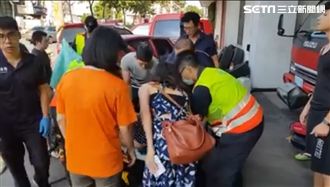 母載2幼女車禍昏迷　消防秒衝出救命