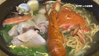 浮誇系鍋燒麵　滿滿海鮮百元有找！