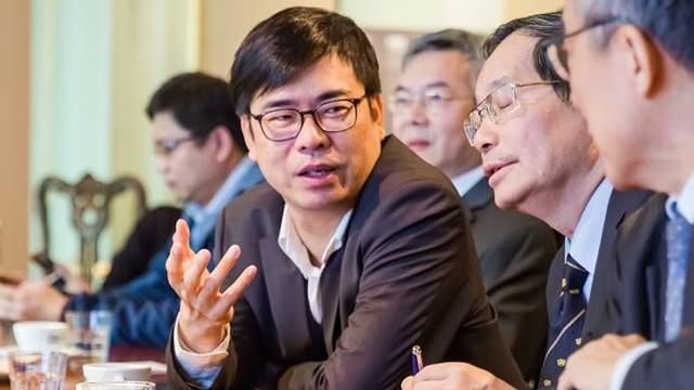 高雄市選情之一？陳其邁穩中摘勝？