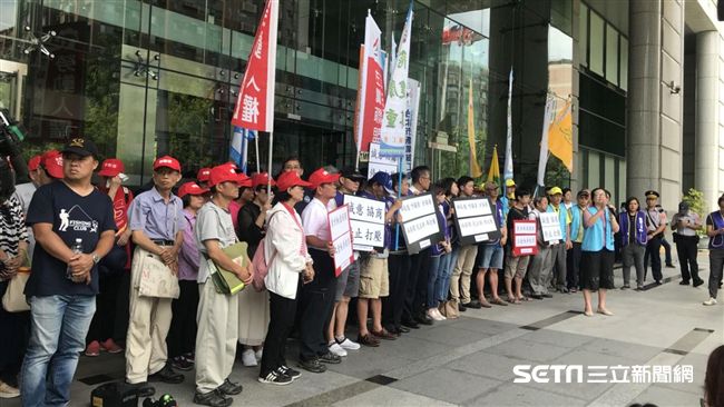機師工會不滿投票遭打壓　中秋恐罷工