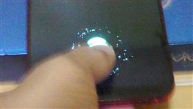 葉立斌攝 vivo X21 螢幕下指紋辨識