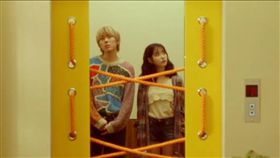 지코(Zico)–SoulMat 與IU兩人睽違9年再度合作 翻攝自YouTube