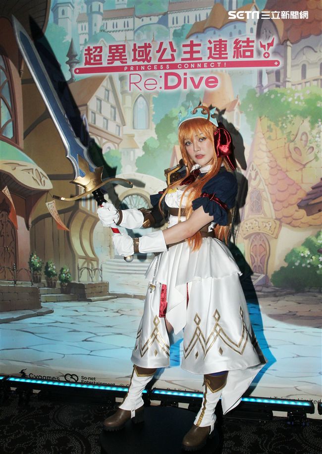 正妹Cosplay周荀Denke。（記者邱榮吉/攝影）