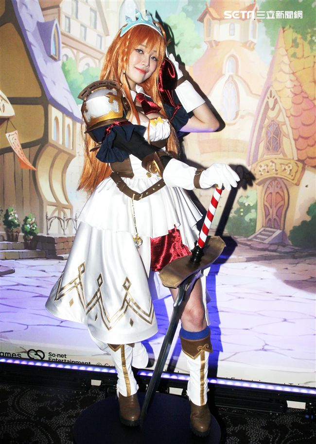 正妹Cosplay周荀Denke。（記者邱榮吉/攝影）