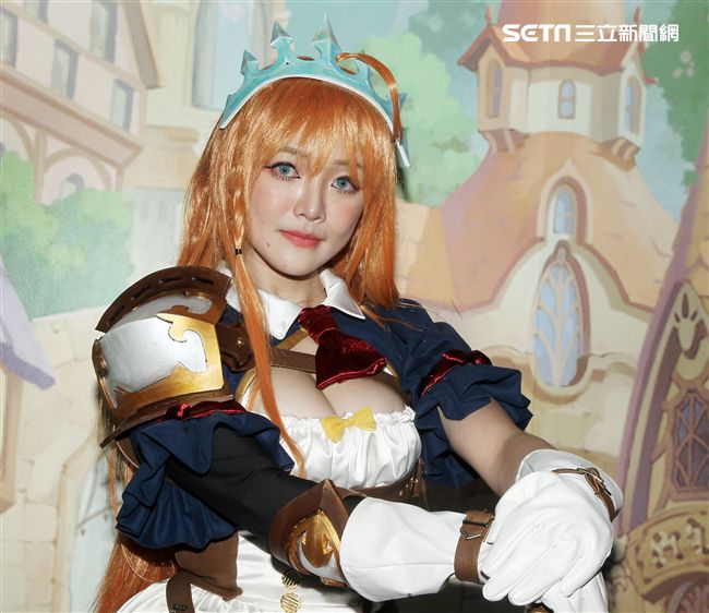 正妹Cosplay周荀Denke。（記者邱榮吉/攝影）