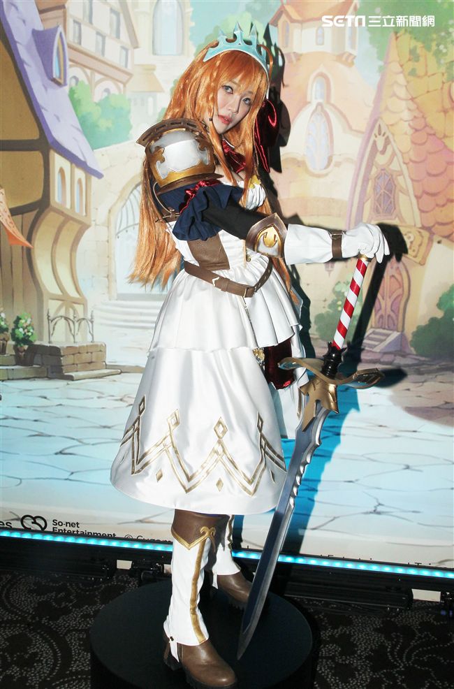 正妹Cosplay周荀Denke。（記者邱榮吉/攝影）