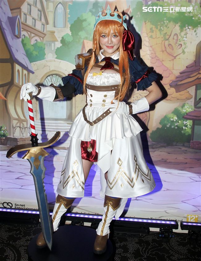 正妹Cosplay周荀Denke。（記者邱榮吉/攝影）