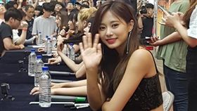 周子瑜（圖/翻攝自臉書周子瑜 Tzuyu 쯔위）