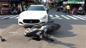 「三叉戟」瑪莎拉蒂與機車車禍／臉書爆廢公社