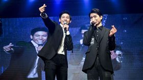 Krist,Singto,一年生／TRiKs／佳音娛樂提供