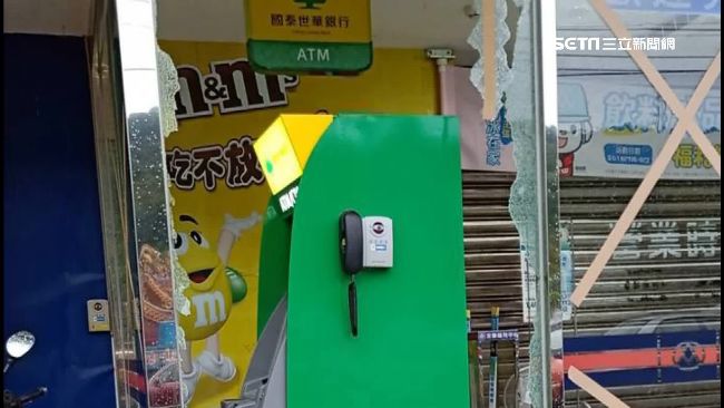 學《玩命關頭》拖ATM　2嫌落網