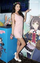 性感正妹夏晴。（記者邱榮吉/攝影）