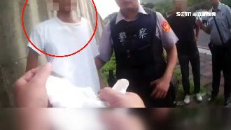 身藏毒遇臨檢發抖　父當面苦勸子交出