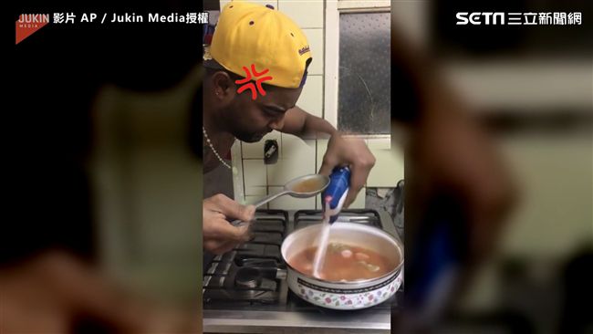 還是不夠鹹！老外試同口湯笑翻網友