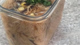 16:9
4天喊卡！自備容器麵線裝到滿　貪婪夫妻70元裝20人份
圖／翻攝自藝素家素食炸物 麵線糊臉書