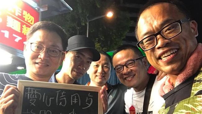 「想為社會做點事」推拿師轉行賣麵線