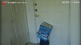 誰關了燈！呆弟頭套盒子 下秒頭撞牆