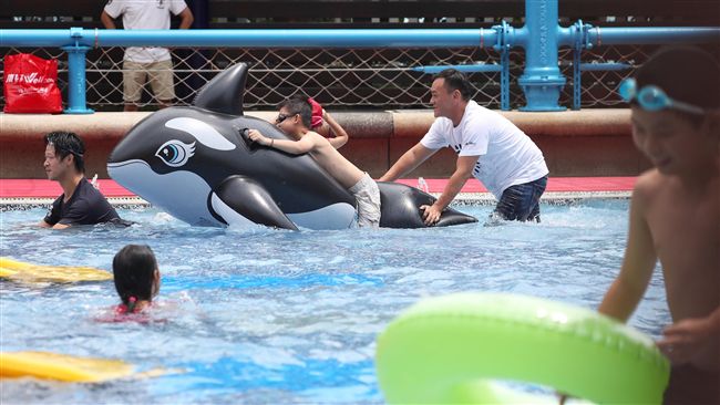 快看！「水中自救」保命4招學起來