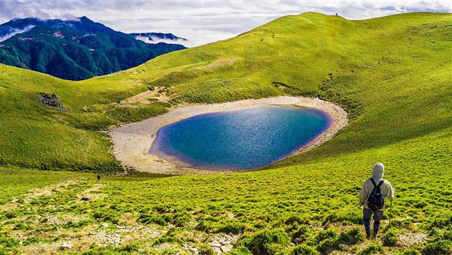 爬台東秘境嘉明湖　登山新手必讀！