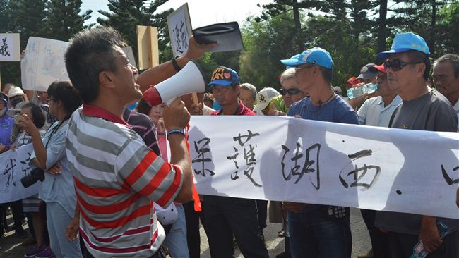 菲律賓男子跨海尋父　警方助父子團圓