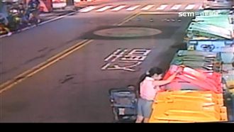 婦帶2歲娃撿廚餘？先生澄清：會倒掉