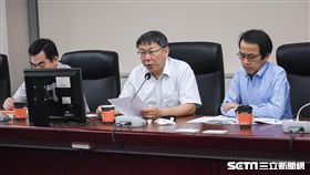 柯文哲率市府團隊赴議會說明政策性預算及優先法案。 （圖／記者林敬旻攝）