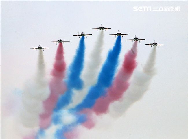 空軍嘉義基地營區開放「航空嘉年華」。（記者邱榮吉/攝影）