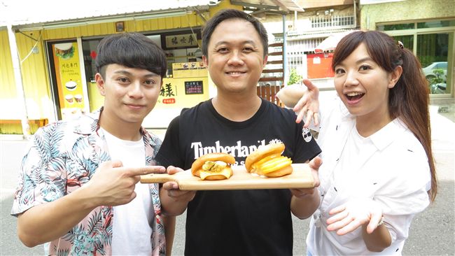 神出鬼沒的餐車！獨特台味誘滿滿人潮