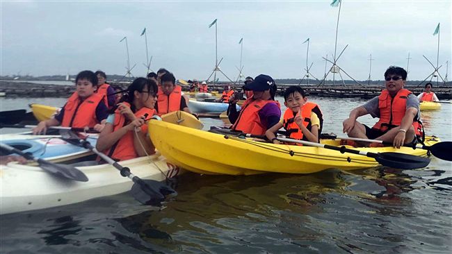 體驗獨木舟不用錢　一般旅客報名爆滿