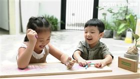 WUJI CREATIVE,黃逸博,親子,伍吉創意,SNOWKIDS,投影機,DreamTok